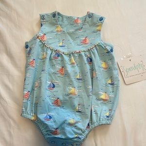 Shrimp and Grits bubble sailboat NWT 12 months